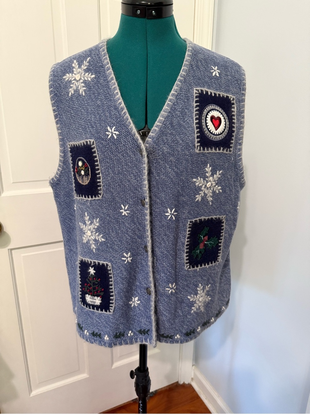 Northcrest vintage Christmas vest